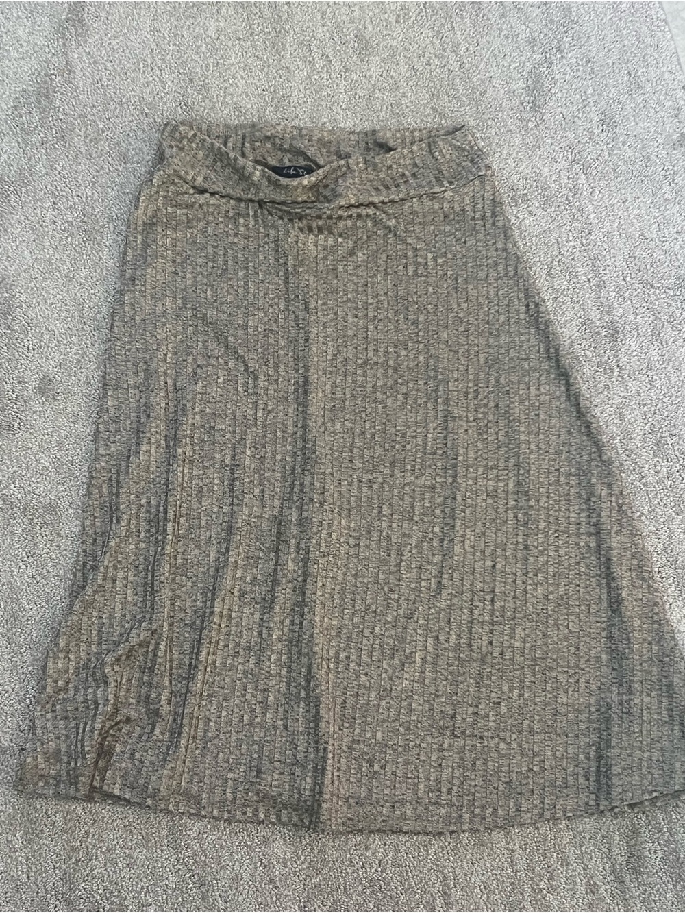 Ribbed Knit Midi Skirt in Gray - Casual Everyday Style